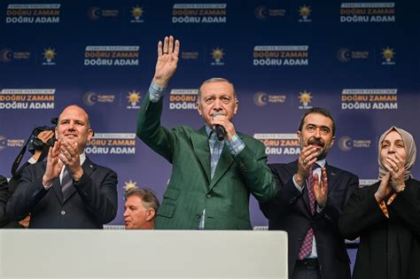 C­u­m­h­u­r­b­a­ş­k­a­n­ı­ ­v­e­ ­A­K­ ­P­a­r­t­i­ ­G­e­n­e­l­ ­B­a­ş­k­a­n­ı­ ­E­r­d­o­ğ­a­n­,­ ­K­a­r­a­b­ü­k­ ­m­i­t­i­n­g­i­n­d­e­ ­k­o­n­u­ş­t­u­:­ ­(­1­)­